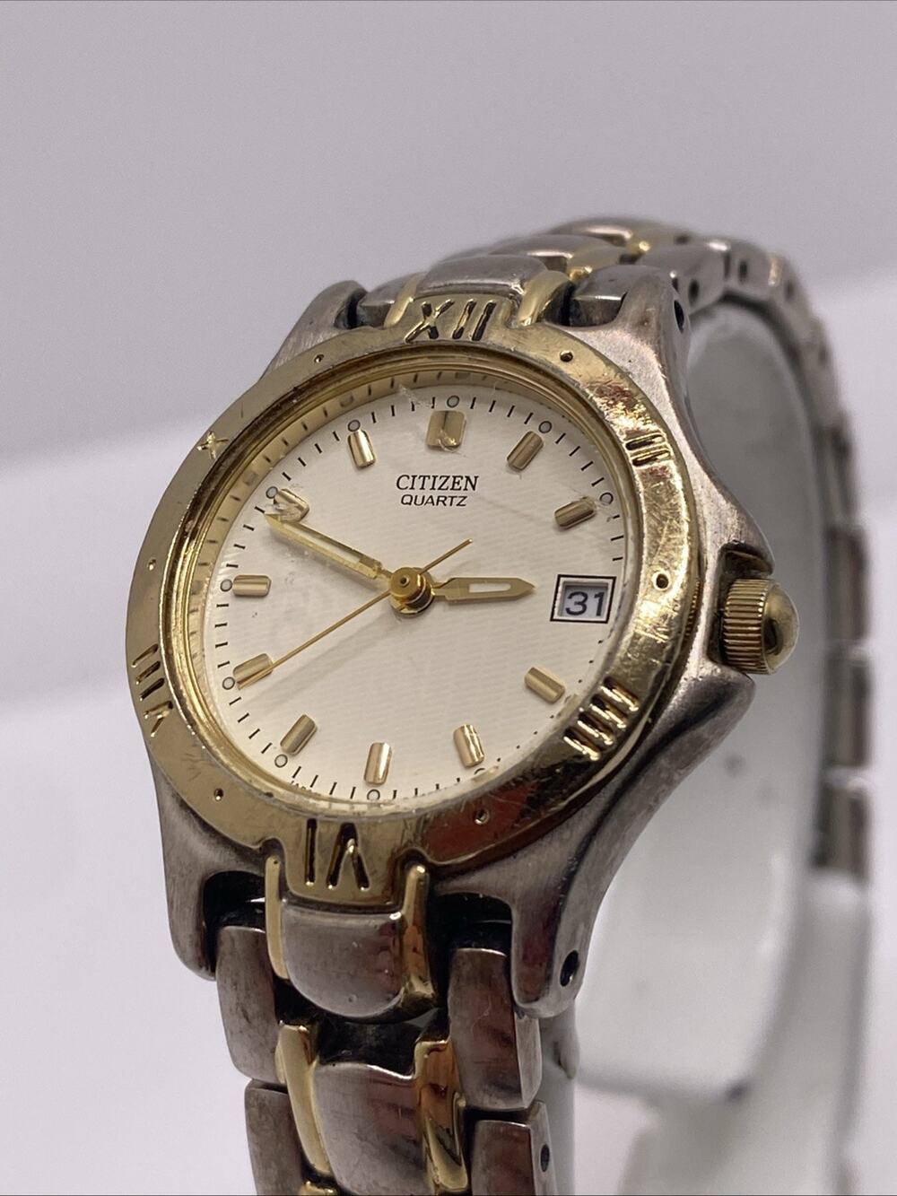 Vintage Citizen Womens Silver Gold Watch New Battery